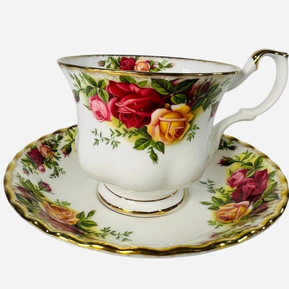 Vtg 1962 Royal Albert Old Country Roses Bone China Teacup Saucer Set England - Picture 3 of 9